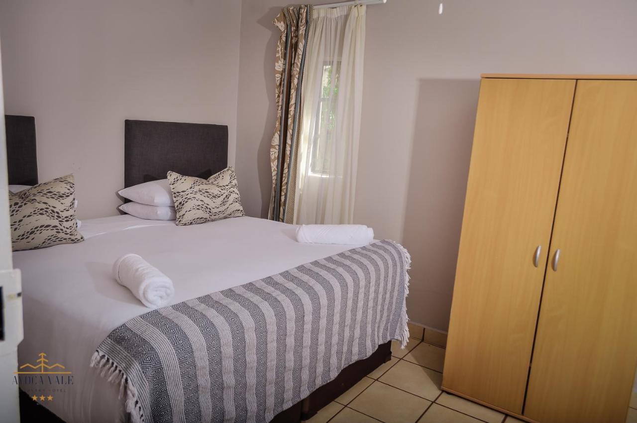 Avoca Vale Country Hotel Louis Trichardt Bagian luar foto