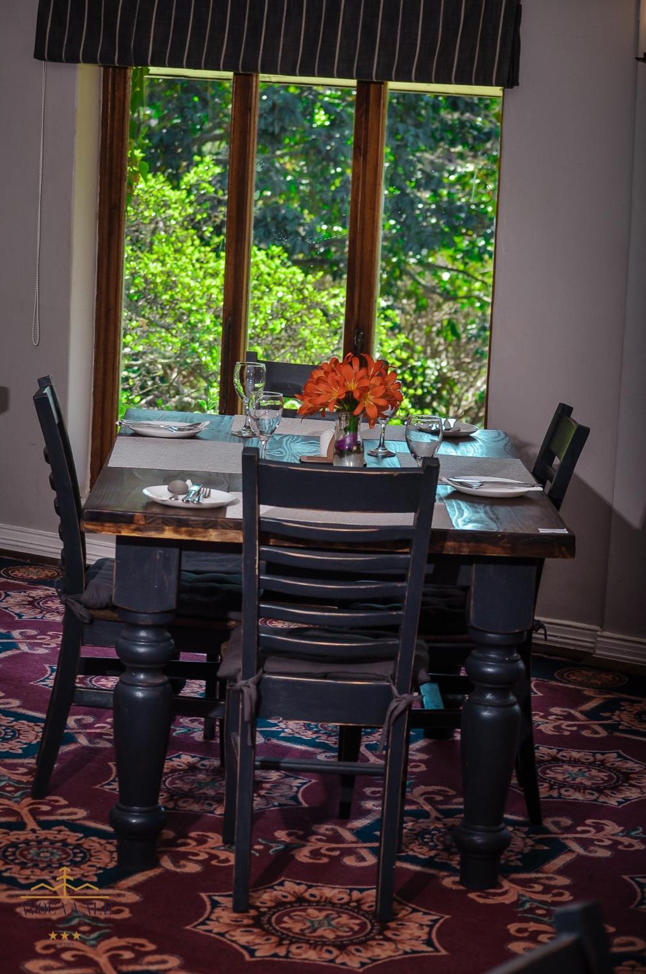 Avoca Vale Country Hotel Louis Trichardt Bagian luar foto